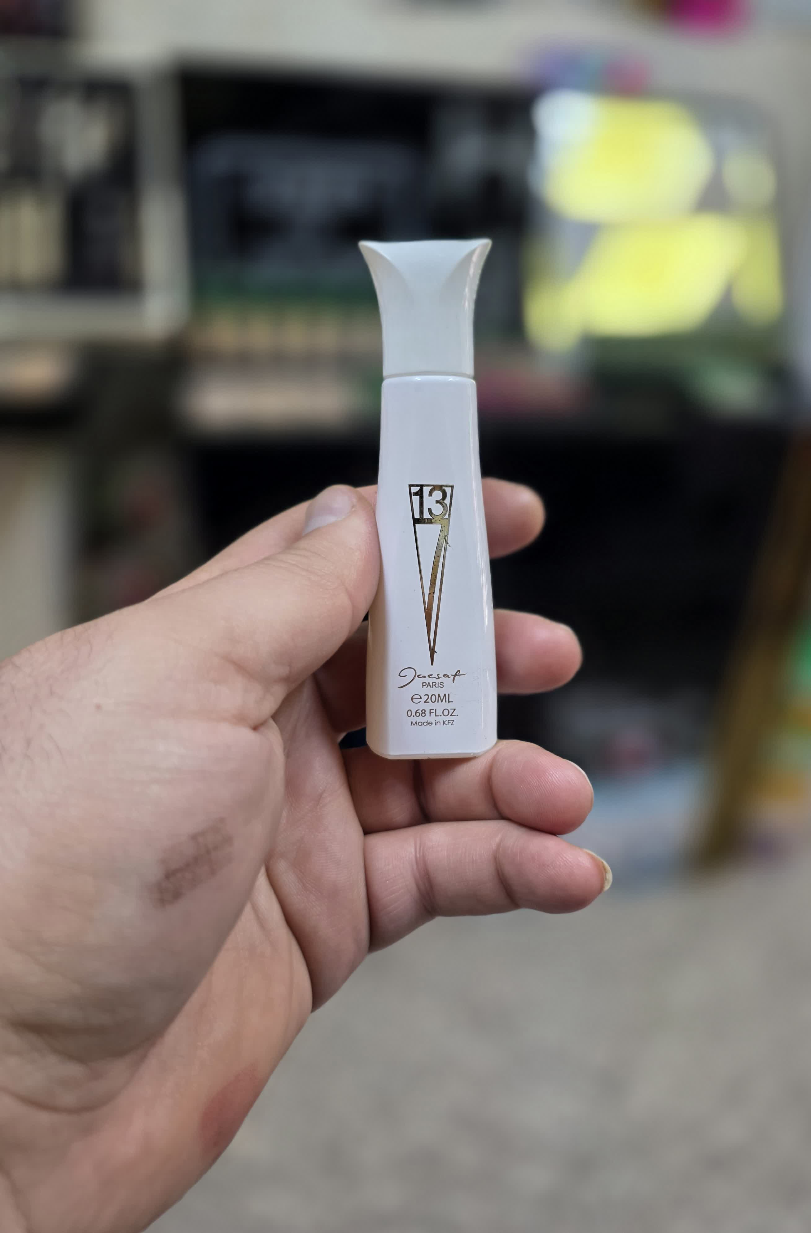 ادکلن قلمی زنانه F۷۱۳ ژک ساف